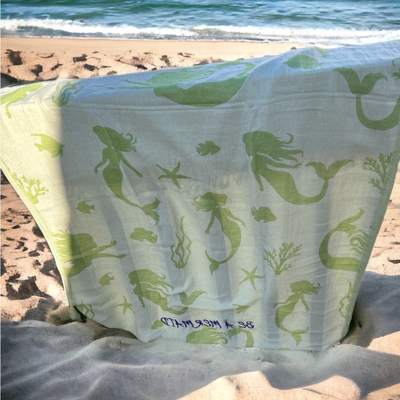 Little Mermaid “Flipside” Turkish Towel! Best Beach Towel Ever!!!! - Picture 6 of 7